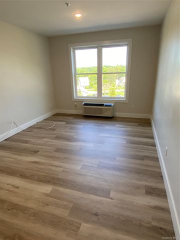 126 Montgomery Street 207, Walden, NY 12586