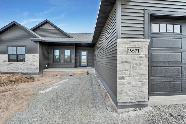 2871 STELOR DRIVE, Green Bay, WI 54311
