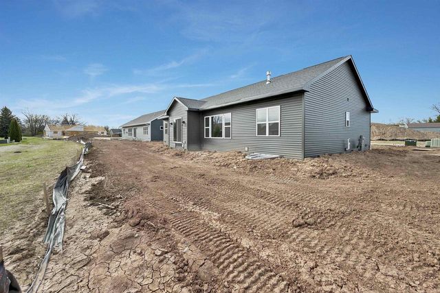 2871 STELOR DRIVE, Green Bay, WI 54311