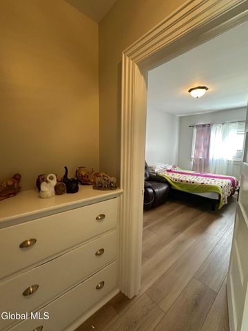 19 E Notre Dame Street, Glens Falls, NY 12801