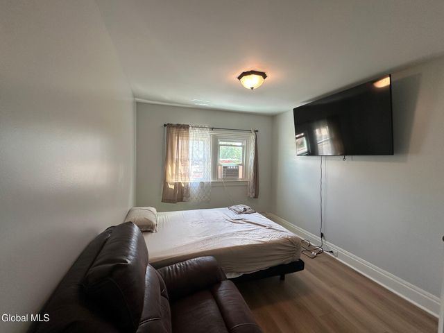 19 E Notre Dame Street, Glens Falls, NY 12801