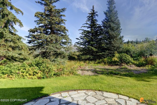 19225 Potter Highlands Drive, Anchorage, AK 99516