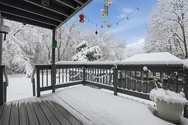 6 Cross, Seekonk, MA 02769