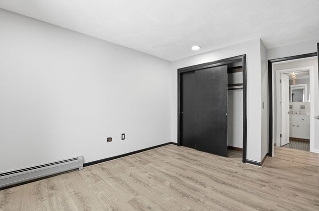 6 Cross, Seekonk, MA 02769