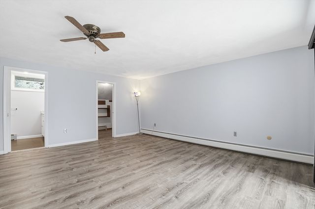 6 Cross, Seekonk, MA 02769