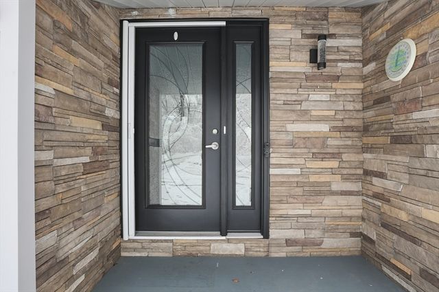 6 Cross, Seekonk, MA 02769