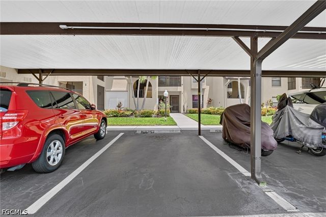 8336 Charter Club CIR 7, Fort Myers, FL 33919