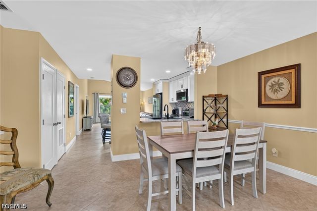 8336 Charter Club CIR 7, Fort Myers, FL 33919