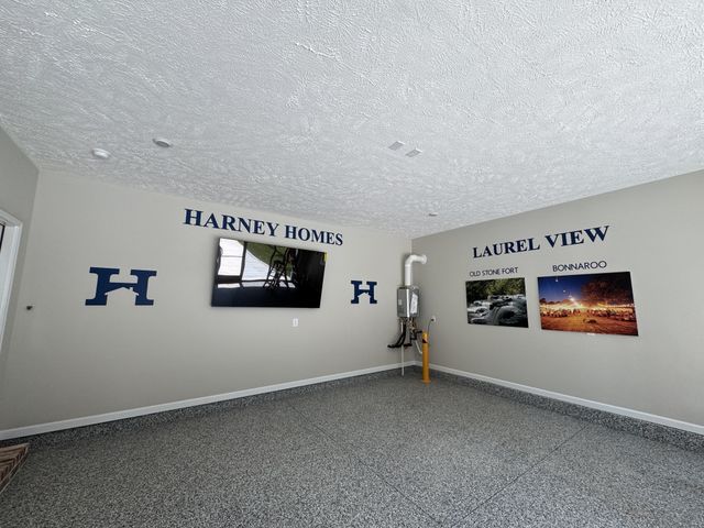 27 Laurel View St, Manchester, TN 37355