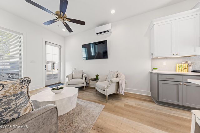 206 Steiner Oaks, Lafayette, LA 70508