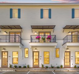 206 Steiner Oaks, Lafayette, LA 70508