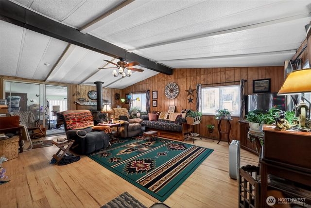 792 W Dayton Airport Road, Shelton, WA 98584