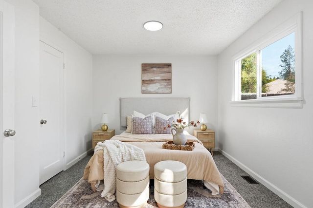 6012 N Greenwood Blvd, Spokane, WA 99205