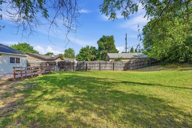 6012 N Greenwood Blvd, Spokane, WA 99205