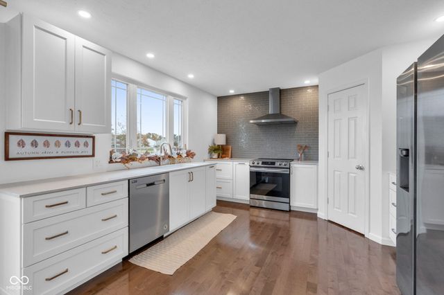 3896 Woods Bay Lane, Plainfield, IN 46168