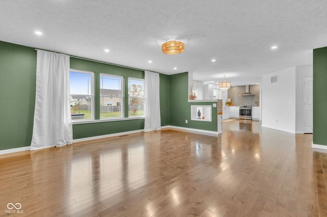 3896 Woods Bay Lane, Plainfield, IN 46168