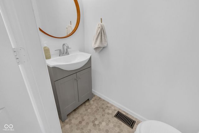 3896 Woods Bay Lane, Plainfield, IN 46168