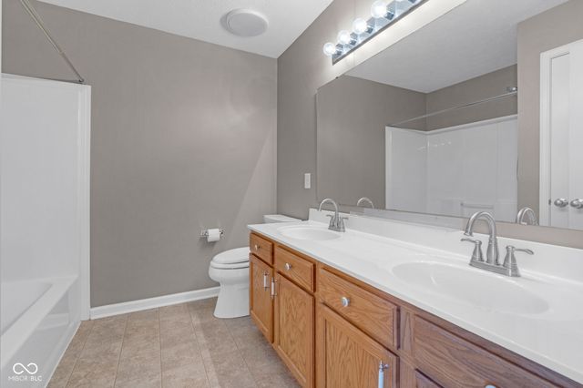 3896 Woods Bay Lane, Plainfield, IN 46168