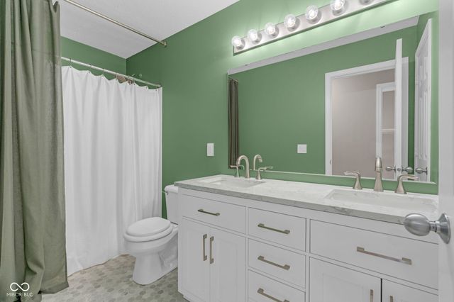 3896 Woods Bay Lane, Plainfield, IN 46168