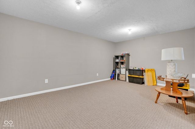 3896 Woods Bay Lane, Plainfield, IN 46168