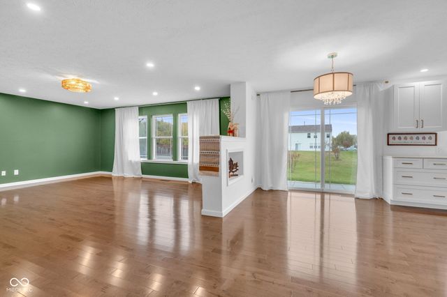 3896 Woods Bay Lane, Plainfield, IN 46168