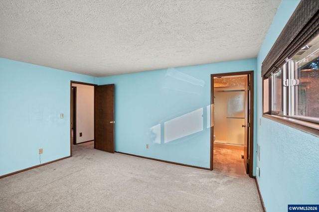 2270 Dorchester Dr S, Salem, OR 97305