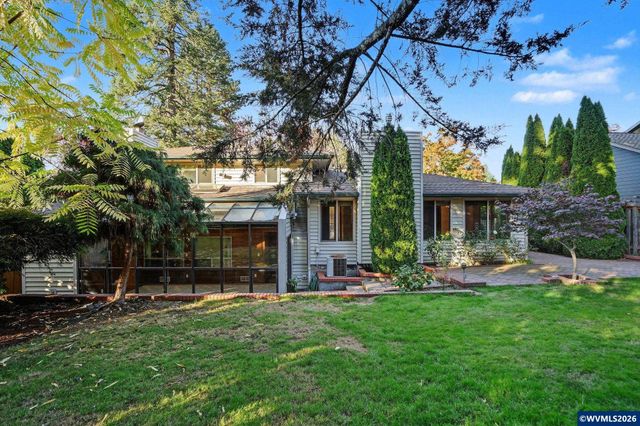 2270 Dorchester Dr S, Salem, OR 97305