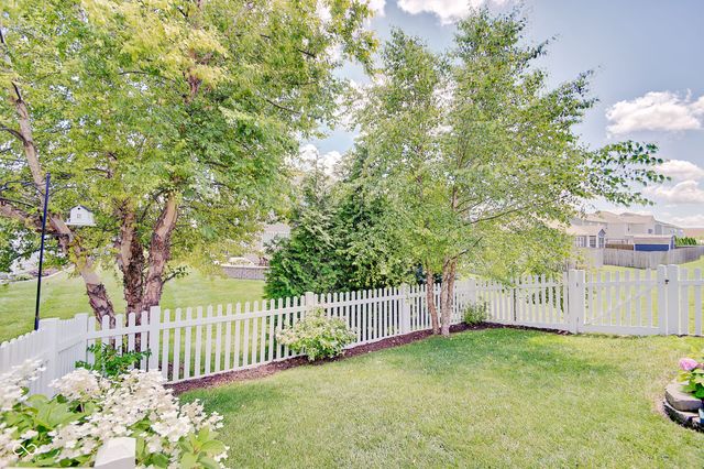 1451 Colony Park, Greenwood, IN 46143