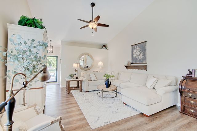 1451 Colony Park, Greenwood, IN 46143