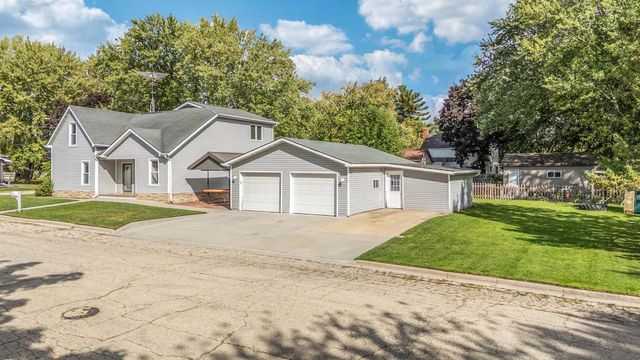 358 MONROE STREET, Berlin, WI 54923