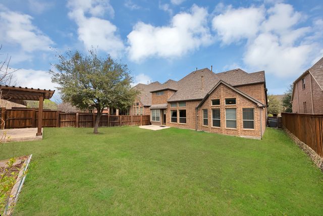 7315 Comal Drive, Irving, TX 75039