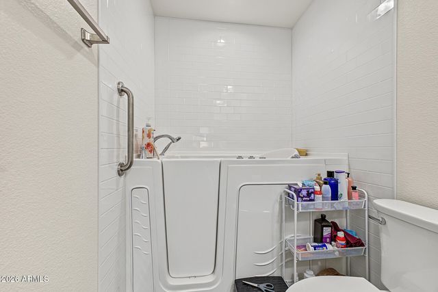 9218 W SAINT JOHN Road, Peoria, AZ 85382
