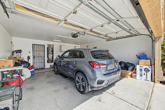 9218 W SAINT JOHN Road, Peoria, AZ 85382
