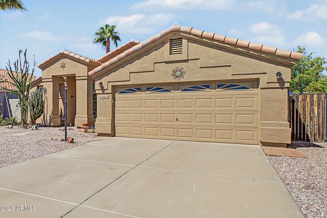9218 W SAINT JOHN Road, Peoria, AZ 85382