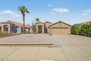 9218 W SAINT JOHN Road, Peoria, AZ 85382