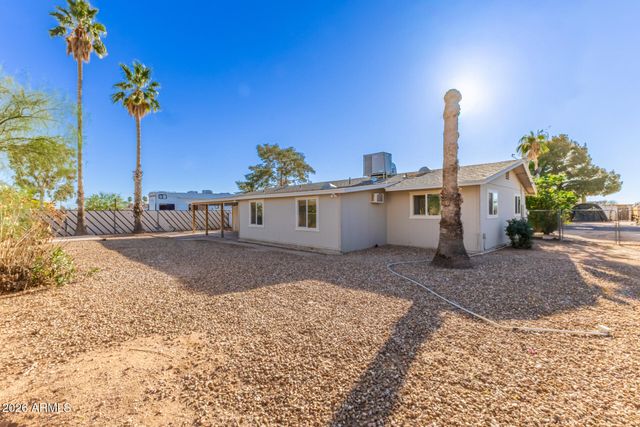 449 S GOLD Drive, Apache Junction, AZ 85120