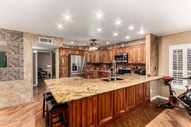 6042 E HALIFAX Street, Mesa, AZ 85205