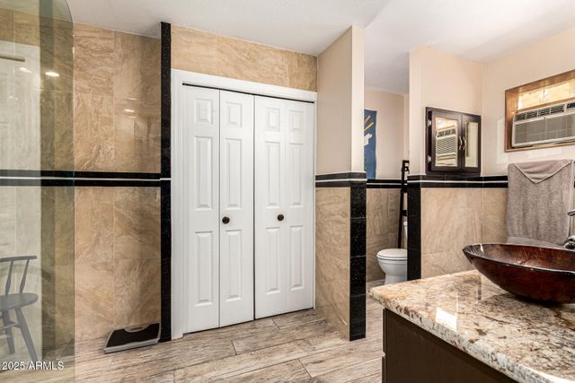 6042 E HALIFAX Street, Mesa, AZ 85205