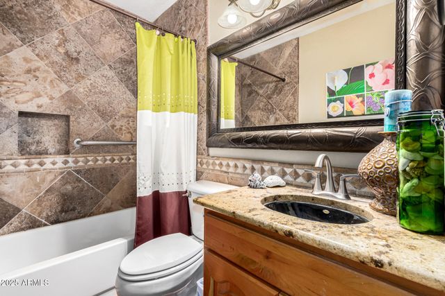 6042 E HALIFAX Street, Mesa, AZ 85205