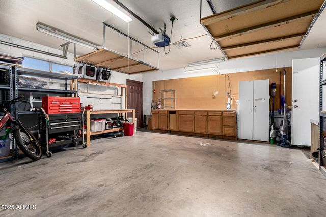 6042 E HALIFAX Street, Mesa, AZ 85205