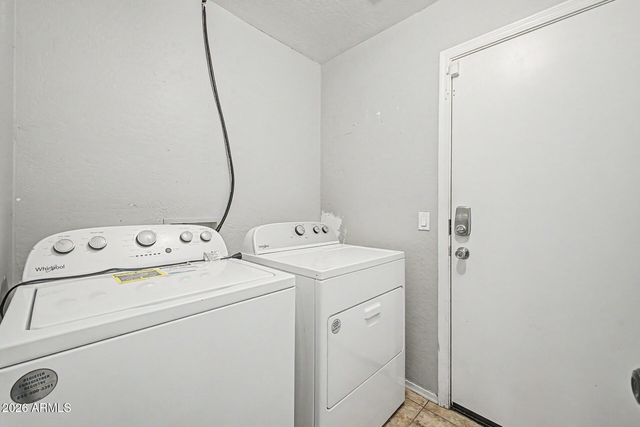 6804 S 43RD Lane, Laveen, AZ 85339