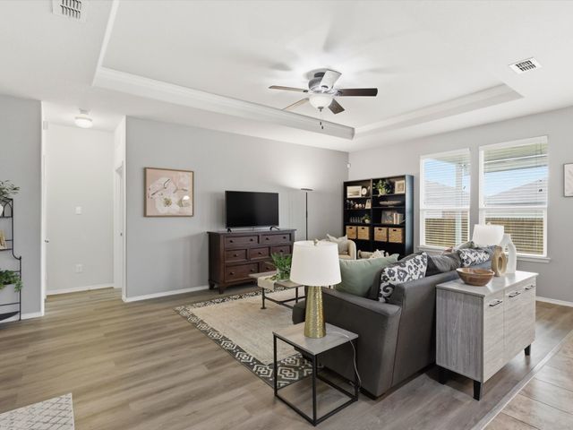 7761 Berrenda Drive, Fort Worth, TX 76131