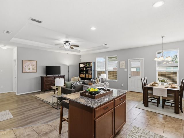 7761 Berrenda Drive, Fort Worth, TX 76131