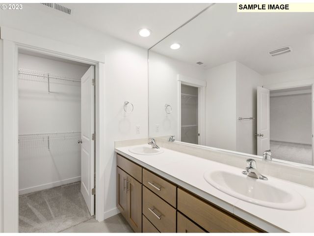 16541 Se Pacific Crest Trail Pl LT 756, Happy Valley, OR 97086