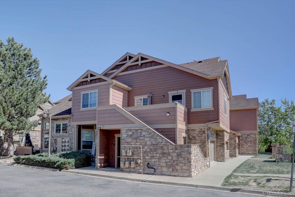 5733 S Addison Court C, Aurora, CO 80016