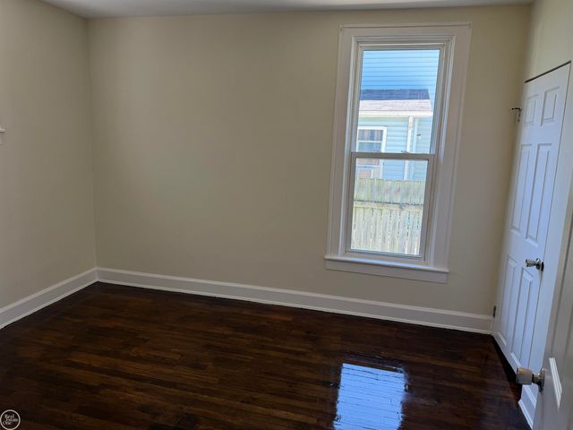 1214 Gillett Street, Port Huron, MI 48060