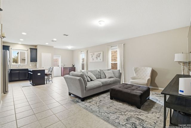 1450 Kedros, San Antonio, TX 78245