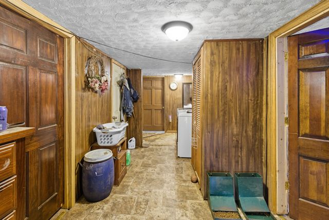 207 Center St, Portland, TN 37148