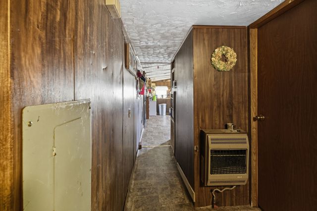 207 Center St, Portland, TN 37148