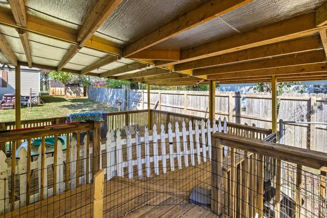 207 Center St, Portland, TN 37148